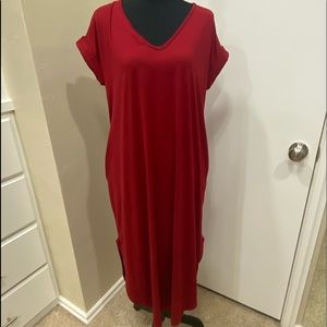 Entro crimson maxi dress- size Medium.